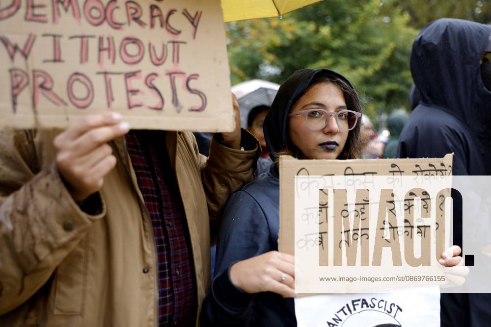 Berlin protest echoes Jantar Mantar BERLIN, GERMANY - OCTOBER 17, 2026: A small group of demonstrators hold placards at Oranienplatz in the Kreuzberg district to show solidarity with mass protests in India and to protest against the crackdown on them, as several people take the floor to discuss the situation. The demonstration followed a call by Neha Bora, president of the All India Students Association (AISA), for people everywhere to back the protests, saying everywhere is Jantar Mantar, the site in Delhi where the main protests are taking place. The protests demand the resignation of Chief Election Commissioner Gyanesh Kumar over a revision of electoral rolls that opponents say led to the mass deletion of voters, while police ha