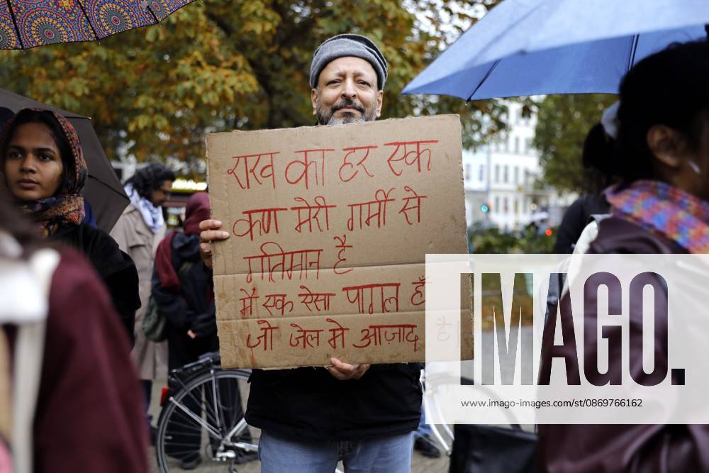 Berlin protest echoes Jantar Mantar BERLIN, GERMANY - OCTOBER 17, 2026: A small group of demonstrators hold placards at Oranienplatz in the Kreuzberg district to show solidarity with mass protests in India and to protest against the crackdown on them, as several people take the floor to discuss the situation. The demonstration followed a call by Neha Bora, president of the All India Students Association (AISA), for people everywhere to back the protests, saying everywhere is Jantar Mantar, the site in Delhi where the main protests are taking place. The protests demand the resignation of Chief Election Commissioner Gyanesh Kumar over a revision of electoral rolls that opponents say led to the mass deletion of voters, while police ha