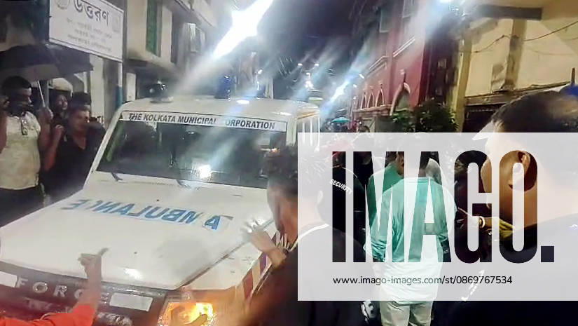Stampede-like situation at the Chorbagan Sarbojanin Puja pandal in North Kolkata Kolkata, Oct 17 (ANI): People make way for an ambulance after a stampede-like situation at the Chorbagan Sarbojanin Puja pandal, in Kolkata on Saturday. Injured were shifted to the hospital. (ANI Video Grab) Kolkata West Bengal India