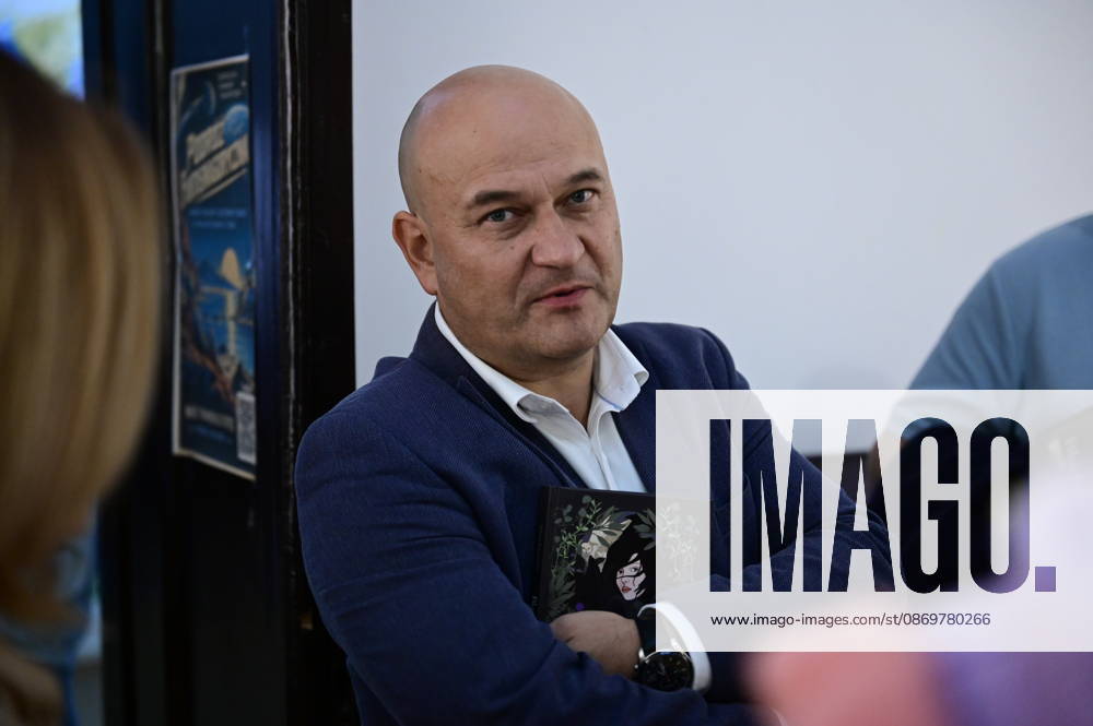 Rafal Gronicz, mayor of the Polish city of Zgorzelec, attended the Zgorzelecki Konwent Fantastyczny (ZKF)—the premier fantasy and pop culture event in Zgorzelec—held at the Miejski Dom Kultury w Zgorzelcu (Municipal Cultural Center), Parkowa 1, Zgorzelec