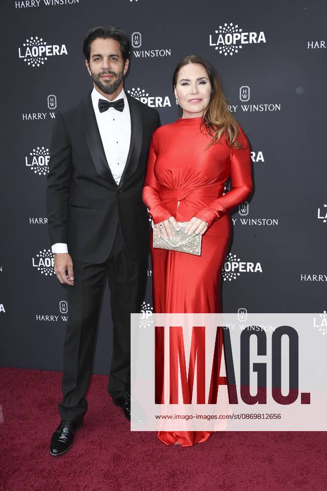 Sonya Yoncheva, Domingo Hindoyan at arrivals for LA Opera s Opening Night Gala, Dorothy Chandler Pavilion in The Music Center, Los Angeles, CA, October 17, 2026. Photo By: Elizabeth Goodenough Everett Collection LA Opera s Opening Night Gala PUBLICATIONXNOTxINxCANxCHNxFRAxITAxJPNxNORxPOLxRUSxESPxUKxUSA
