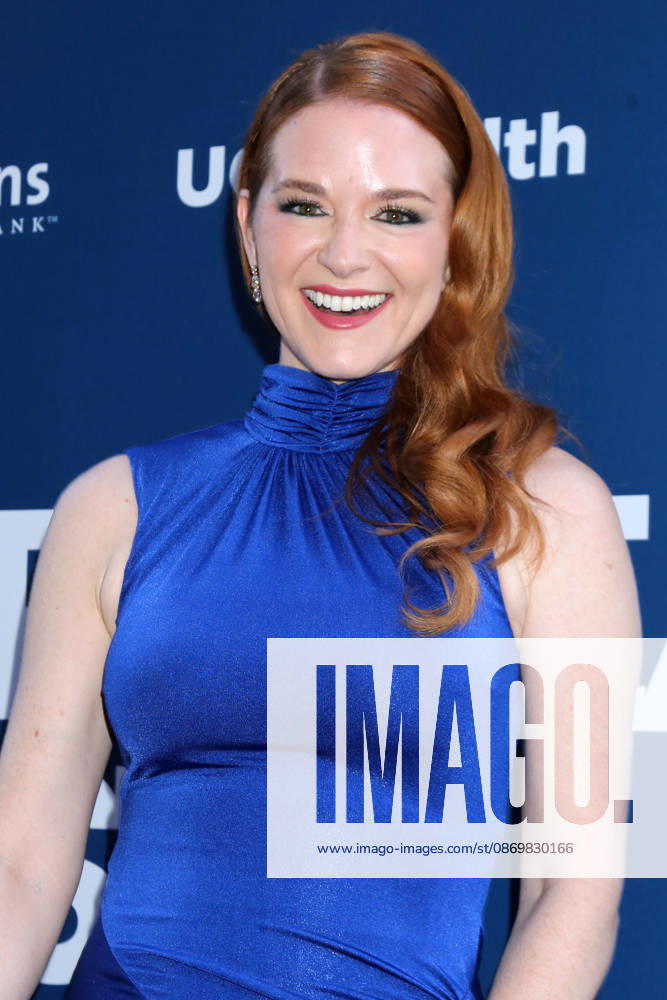 LOS ANGELES - OCT 17: Sarah Drew at the Newport Beach Film Festival Spotlight Award to KJ Apa and Jimmy Screening at the Lido Theater on October 17, 2026 in Newport Beach, CA Newport Beach USA - ZUMAnc22 20261017_zaa_nc22_014
