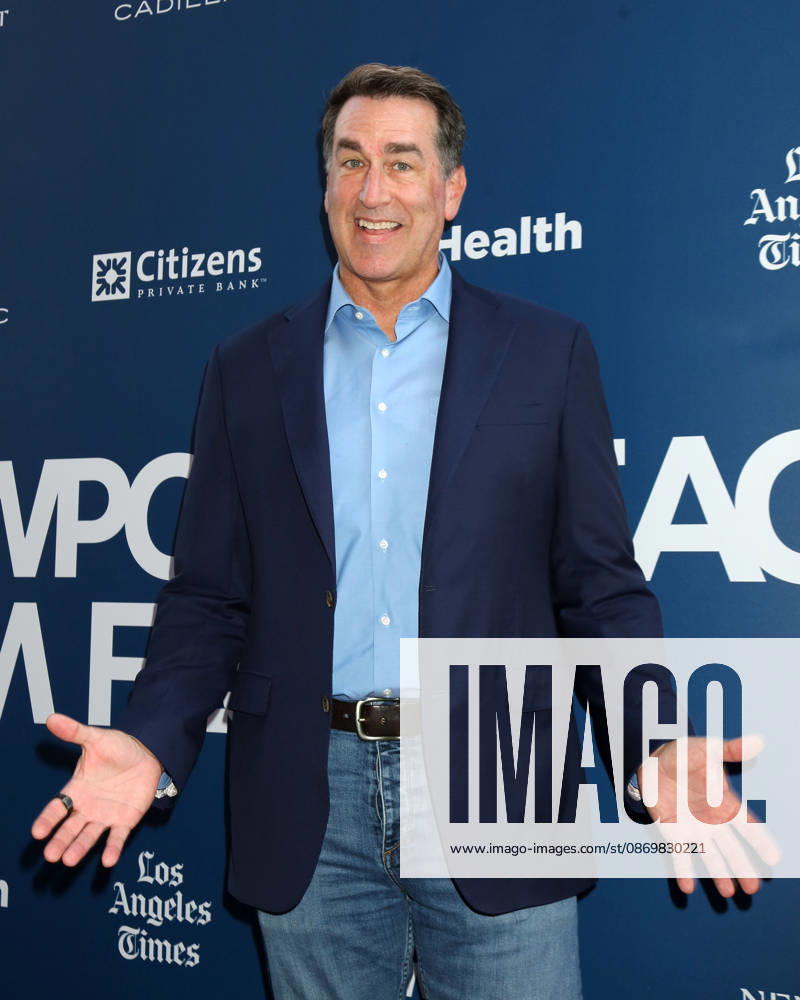 LOS ANGELES - OCT 17: Rob Riggle at the Newport Beach Film Festival Spotlight Award to KJ Apa and Jimmy Screening at the Lido Theater on October 17, 2026 in Newport Beach, CA Newport Beach USA - ZUMAnc22 20261017_zaa_nc22_023