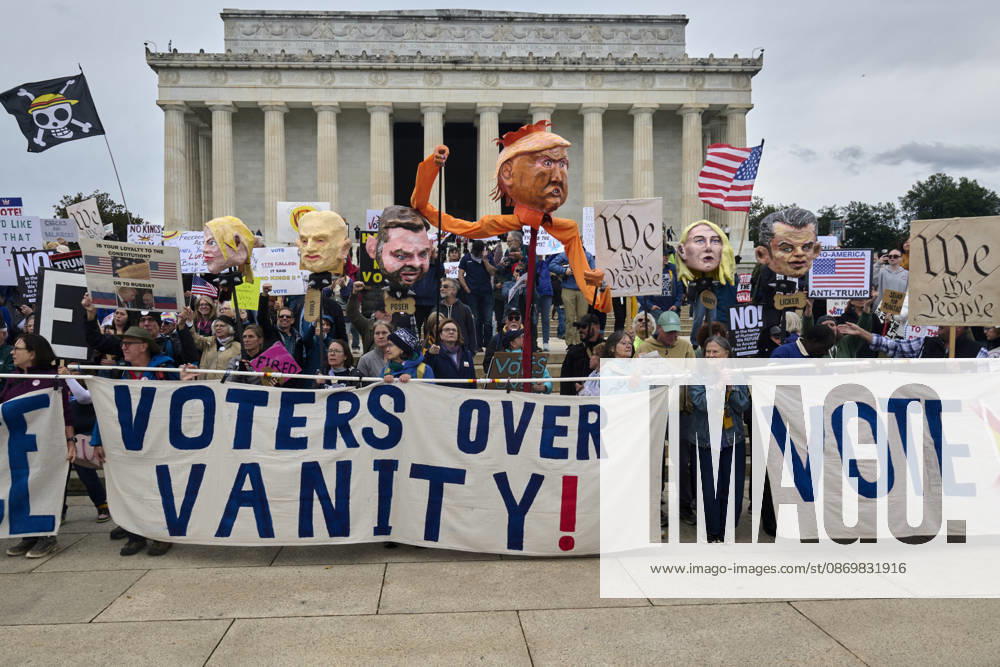 No Kings protesters rally at the steps of the Lincoln Memorial in Washington DC, Oct. 17, 2026. The march, intended to encourage people to vote in the 2026 US midterm elections, was part of a 50-state get out the vote operation by the left-leaning Indivisible group. Protesters denounced the administration of US President Donald Trump and the Republican-led Congress for violating Constitutional and civil rights, federal and state laws, judicial orders and longstanding norms, casting Trump and the GOP as a threat to democracy. Washington Dc USA - ZUMAg216 20261017_znp_g216_013