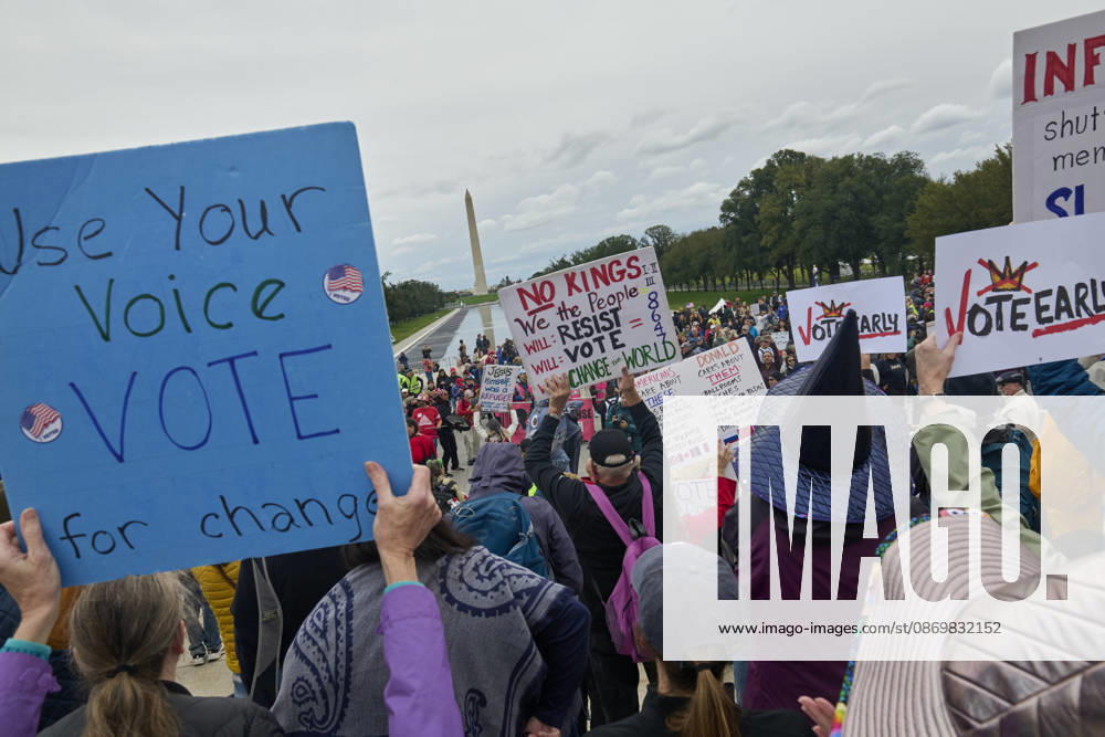 No Kings protesters rally at the steps of the Lincoln Memorial in Washington DC, Oct. 17, 2026. The march, intended to encourage people to vote in the 2026 US midterm elections, was part of a 50-state get out the vote operation by the left-leaning Indivisible group. Protesters denounced the administration of US President Donald Trump and the Republican-led Congress for violating Constitutional and civil rights, federal and state laws, judicial orders and longstanding norms, casting Trump and the GOP as a threat to democracy. Washington Dc USA - ZUMAg216 20261017_znp_g216_016