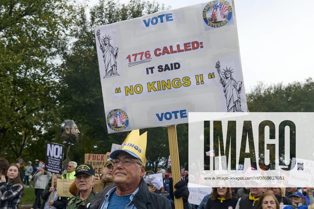 No Kings protesters rally at the steps of the Lincoln Memorial in Washington DC, Oct. 17, 2026. The march, intended to encourage people to vote in the 2026 US midterm elections, was part of a 50-state get out the vote operation by the left-leaning Indivisible group. Protesters denounced the administration of US President Donald Trump and the Republican-led Congress for violating Constitutional and civil rights, federal and state laws, judicial orders and longstanding norms, casting Trump and the GOP as a threat to democracy. Washington Dc USA - ZUMAg216 20261017_znp_g216_010