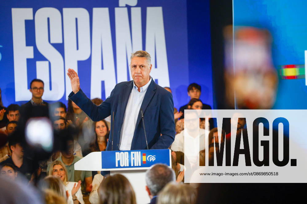 Feijóo Participates in a PP Pre-Campaign Event in Barcelona The mayor of Badalona, Xavier García Albiol, during a PP pre-campaign event at the Palau de Congressos de Catalunya on October 18, 2026, in Barcelona, Catalonia, Spain. Feijóo is stepping up his presence in Catalonia with this major event in Barcelona and the announcement that Xavier García Albiol has been recruited as the party’s lead candidate for the general election on November 29. OCTOBER 18, 2026. Kike Rincó. Barcelona, Catalonia. Barcelona, Catalonia, Spain.