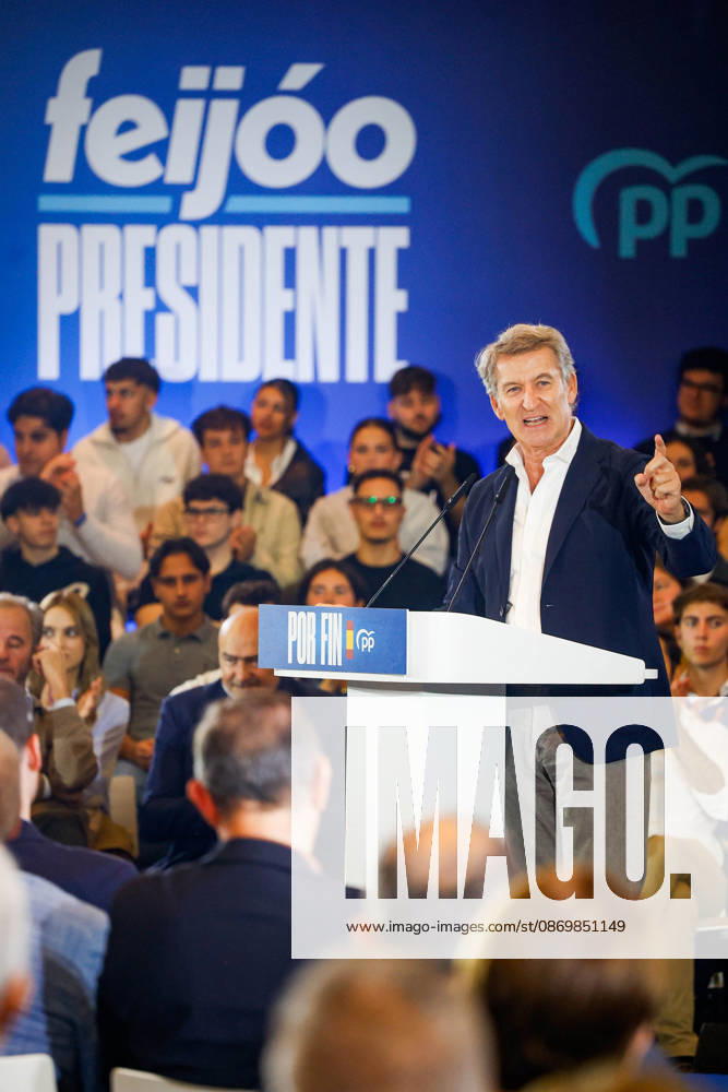 Feijóo Participates in a PP Pre-Campaign Event in Barcelona The president of the Popular Party, Alberto Núnez Feijóo, during a PP pre-campaign event at the Palau de Congressos de Catalunya on October 18, 2026, in Barcelona, Catalonia, Spain. Feijóo is stepping up his presence in Catalonia with this major event in Barcelona and the announcement that Xavier García Albiol will head the party’s ticket for the general election on November 29. OCTOBER 18, 2026 Kike Rincó Barcelona, Catalonia Barcelona, Catalonia, Spain