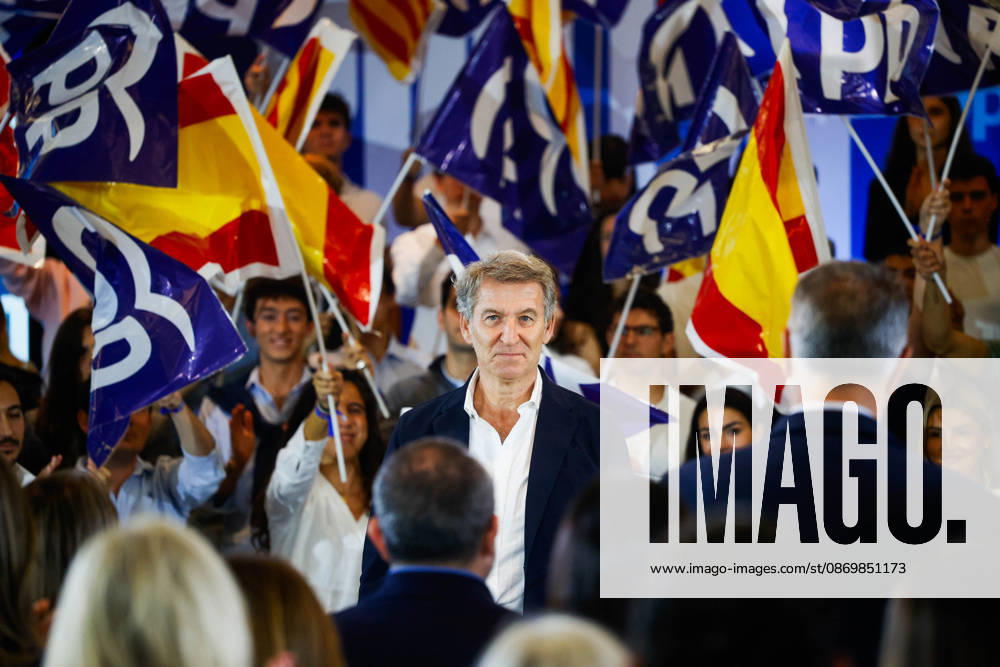 Feijóo Participates in a PP Pre-Campaign Event in Barcelona The president of the Popular Party, Alberto Núnez Feijóo, during a PP pre-campaign event at the Palau de Congressos de Catalunya on October 18, 2026, in Barcelona, Catalonia, Spain. Feijóo is stepping up his presence in Catalonia with this major event in Barcelona and the announcement that Xavier García Albiol has been recruited as the party’s lead candidate for the general election on November 29. OCTOBER 18, 2026. Kike Rincó. Barcelona, Catalonia. Barcelona, Catalonia, Spain.