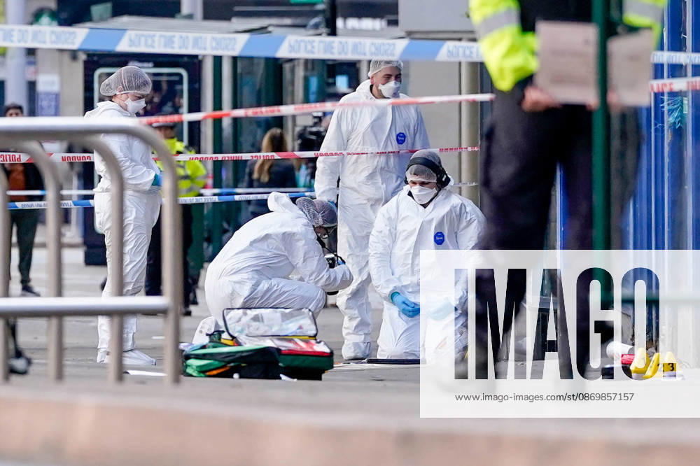Forensic investigators examine scene after police officer shot in Nottingham NOTTINGHAM, UNITED KINGDOM - OCTOBER 18: A firearm is seen at the scene as forensic investigators in protective suits examine a cordoned-off crime scene as police officers secure the area after a police office was shot early in the morning on October 18, 2026, in Nottingham, United Kingdom. The scene remains cordoned off following a reported shooting involving a police officer earlier in the morning. A police officer was shot after approaching two people earlier in the morning and was taken to hospital for treatment, according to Nottinghamshire Police. Loannis Alexopoulos Anadolu Nottingham United Kingdom. Editorial use only. Please get in touch for any other us
