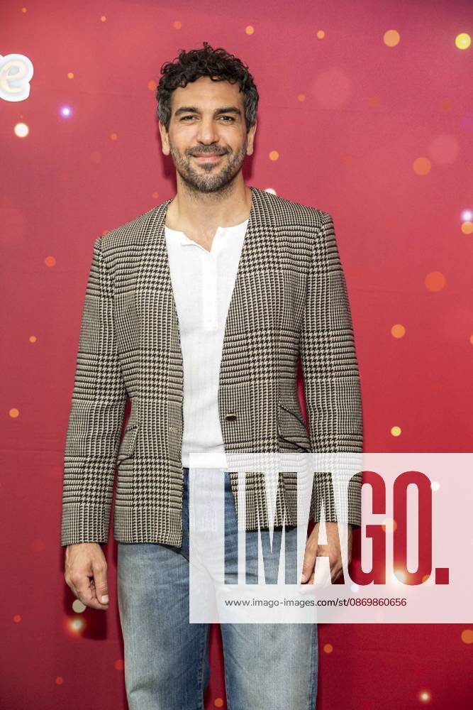 ABB KLEINGROSS Elyas M. Barek at the photo call for the ARD TV show *Klein gegen Groß: The Incredible Duel*—the 15th-anniversary special—at Studio H in Berlin Adlershof on October 18, 2026, Berlin, Germany