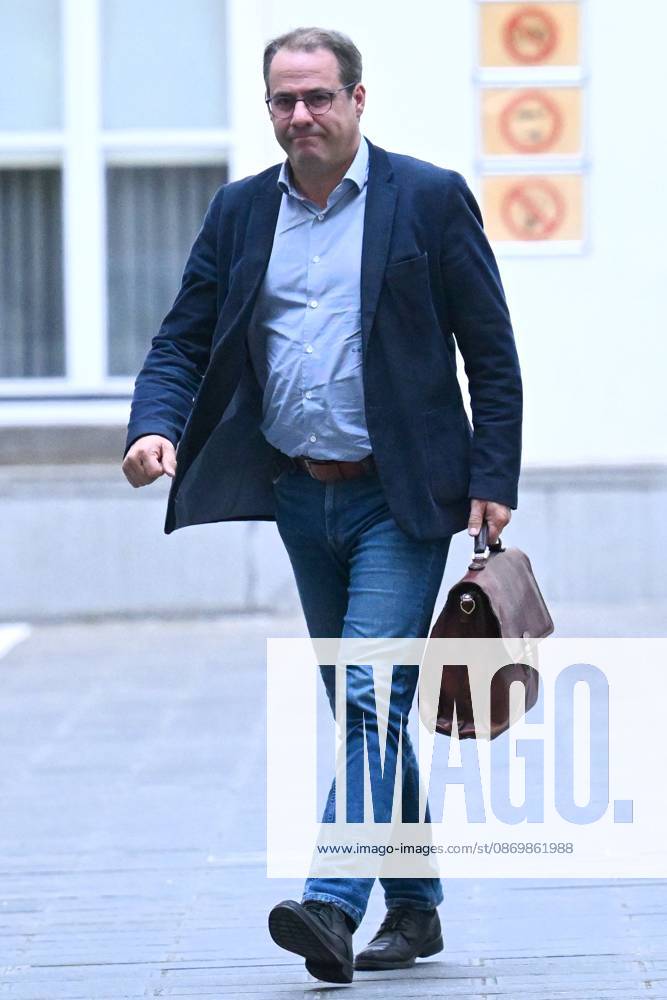 Federal government meeting on the budget 18 10 2026 BRUSSELS, BELGIUM - OCTOBER 18 : David Clarinval (Minister for Employment, the Economy and Agriculture (MR)) pictured before the federal government meeting on the budget on October 18, 2026 in Brussels, Belgium, 18 10 2026 Brussels Belgium