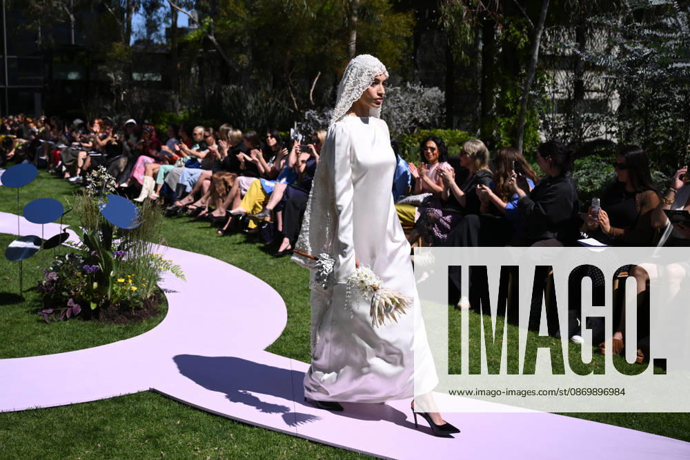 MELBOURNE FASHION WEEK PREVIEW, A model walks the runway during a 2026 Melbourne Fashion Week Runway Preview, at Sky Park, Melbourne, Monday, October 19, 2026. The preview features a selection of the upcoming collections that will appear on M FW runways including designers OUT OF HAND x Lisa Waup, Ebony Noire, Van Ermel Scherer, Perple, Gotham, Wilson Jedd Adams, Asiyam, Atoir, NGALI, Kuwaii, HoMie, Collective Closets x Mariam Farah, TOJHÃÄ, Amy Cottrell, BAAQIY and Sean Rentero. ( NO ARCHIVING MELBOURNE VICTORIA Australia