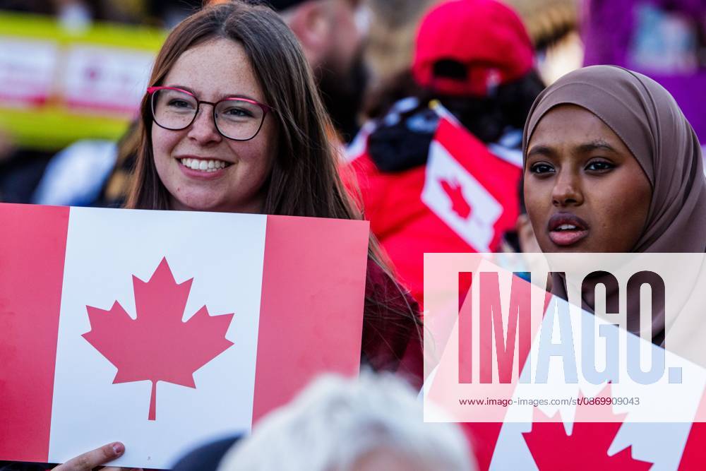 6K show up in support of Canadian Unity in ahead of Alberta Referendum in Edmonton,Canada - 18 Oct, 2026 All Ages and backgrounds show their support of the Alberta Federation of Labour s Canada Unity Rally, ahead of the Alberta Referendum. With less than 24 hours until Referendum voting starts, the Alberta Federation of Labour and Fight Back supporters rallied at the Alberta Legislature grounds to support a Unified Alberta in Canada and oppose the prospect of separation from Canada. The group is opposed to the 9 other questions on the Alberta referendum ballots. Edmonton Canada