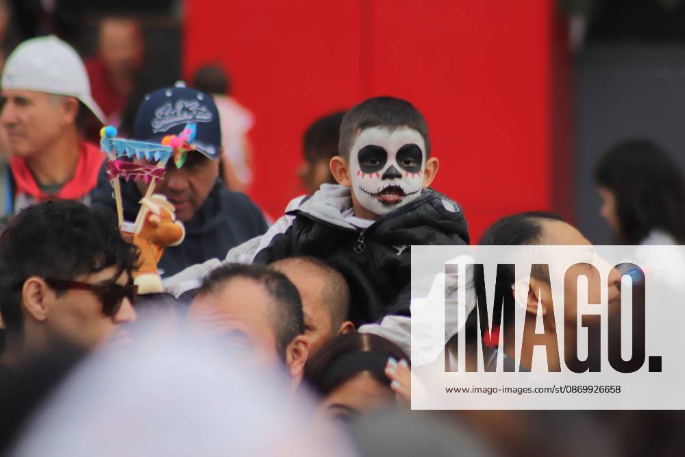 19th annual Zombie Walk Mexico 2026 MEXICO CITY, MEXICO - OCTOBER 18, 2026: Participants in the 19th annual Zombie Walk Mexico 2026, dressed as the living dead, monsters, and horror characters, gather at the Monument to the Revolution in Mexico City. Mexico City Mexico