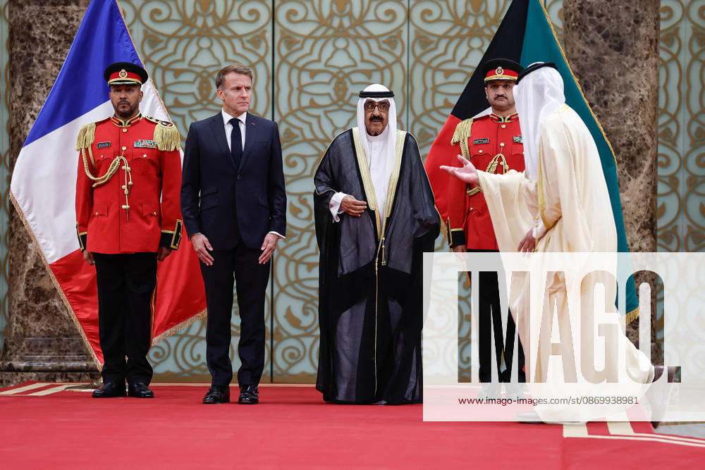 President Macron Visit To Kuwait The Emir of Kuwait Sheikh Mishal Al-Ahmad Al-Jaber Al-Sabah stands with French President Emmanuel Macron, during a welcoming ceremony upon Macron s arrival at Kuwait International Airport in Kuwait City, Kuwait, October 19, 2026. Photo by Benoit Tessier Pool ABACAPRESS.COM Kuwait City Kuwait