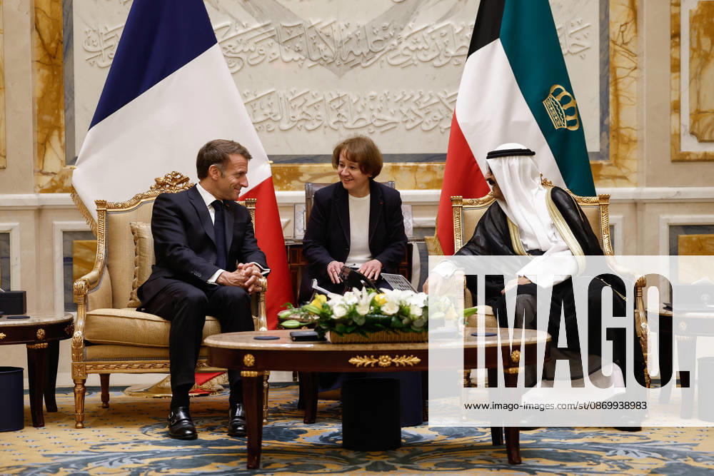 President Macron Visit To Kuwait French President Emmanuel Macron meets with the Emir of Kuwait Sheikh Mishal Al-Ahmad Al-Jaber Al-Sabah, at Bayan Palace in Kuwait City, Kuwait, October 19, 2026. Photo by Benoit Tessier Pool ABACAPRESS.COM Kuwait City Kuwait