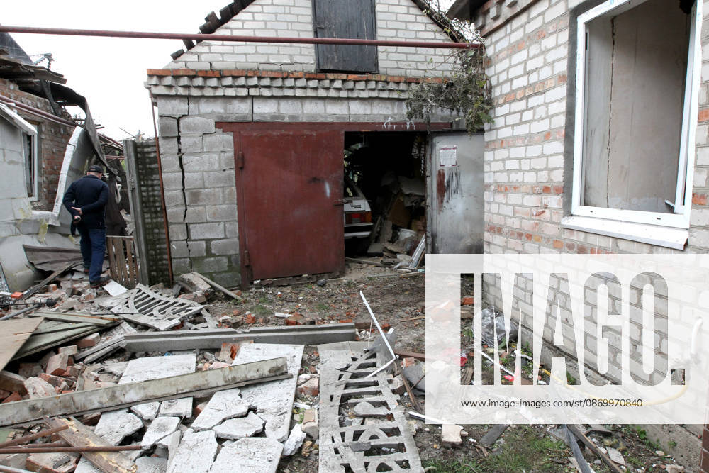 Russian troops hit Dnipro with guided bombs A man walks past a garage damaged by a Russian bombardment in Dnipro, Ukraine, on October 19, 2026. On Monday morning, Russian forces launched guided aerial bombs at the eastern city, damaging private homes and infrastructure. An 84-year-old woman was hospitalised in moderate condition. Dnipro Ukraine