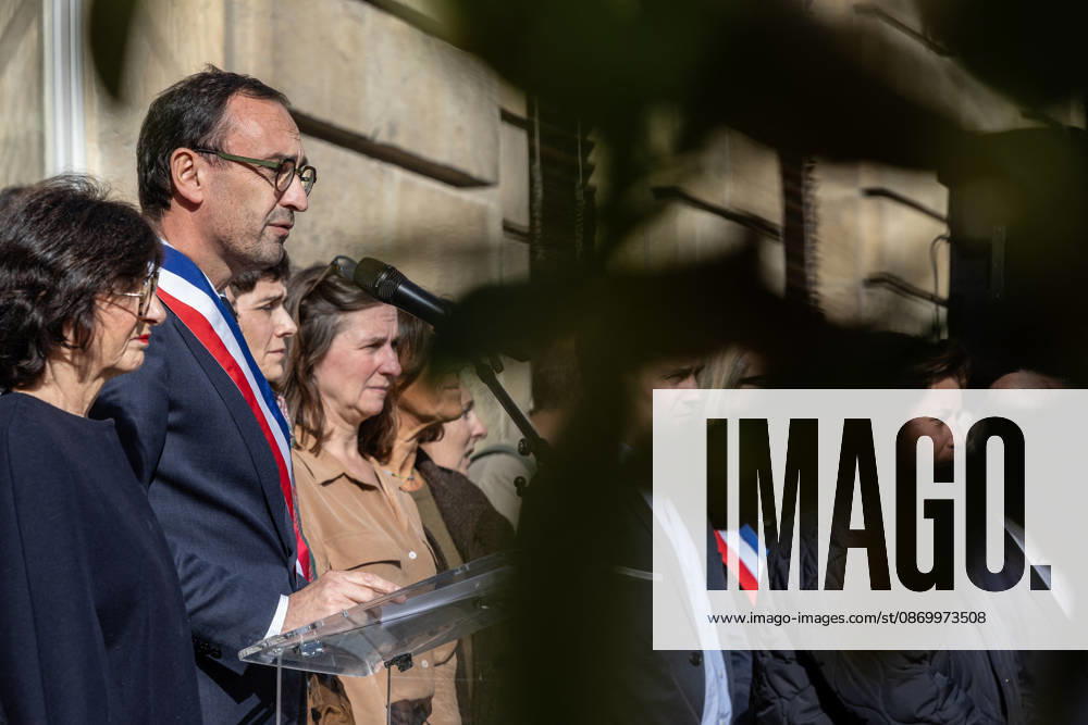 Mayor Thomas Cazenave Delivers A Speech During A Republican Rally - Bordeaux Bordeaux Mayor Thomas Cazenave delivers a speech during a republican rally in the courtyard of Bordeaux City Hall, following the violence and vandalism that occurred in the city on Saturday, October 17. The gathering was organized in response to a call by the Association of French Mayors (AMF) to reaffirm support for republican values and democratic institutions, in Bordeaux, France, on October 19, 2026. Photo by Margot Le Gonidec ABACAPRESS.COM Bordeaux France