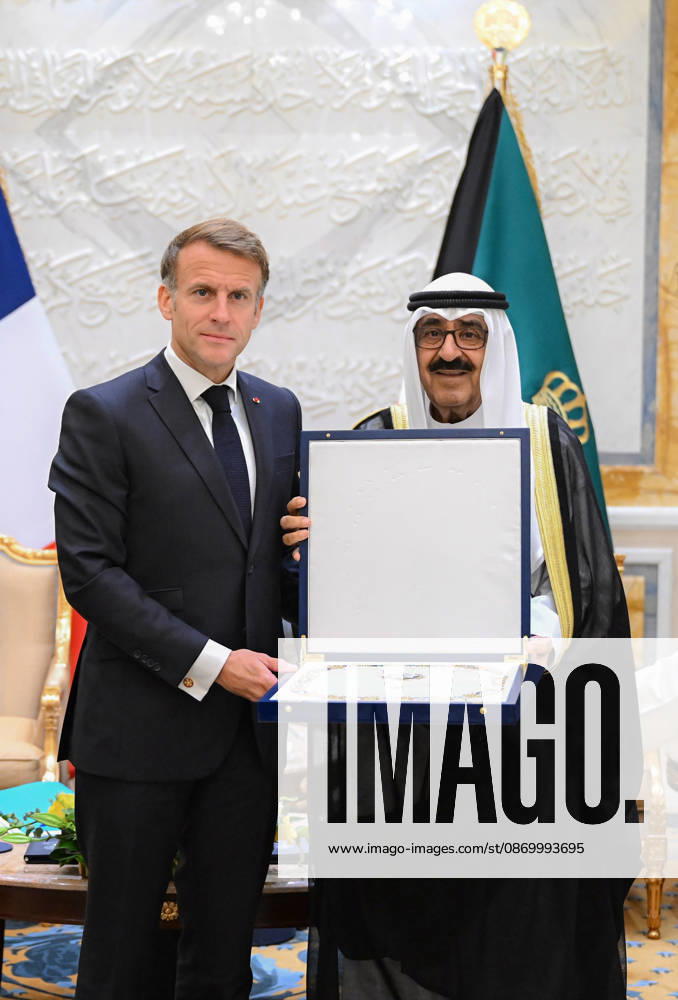 French President Emmanuel Macron in Kuwait KUWAIT CITY, KUWAIT - OCTOBER 19: (---- – MANDATORY CREDIT - AMIRI DIWAN OF THE STATE OF KUWAIT HANDOUT - NO MARKETING NO ADVERTISING CAMPAIGNS - DISTRIBUTED AS A SERVICE TO CLIENTS----) French President Emmanuel Macron receives the Order of Mubarak the Great, Kuwait s highest honor, presented by Emir of Kuwait Sheikh Meshal Al-Ahmad Al-Jaber Al-Sabah during an official visit at Bayan Palace in Kuwait City, Kuwait on October 19, 2026. Amiri Diwan of the State of Kuwait Anadolu Kuwait City Kuwait. Editorial use only. Please get in touch for any other usage.