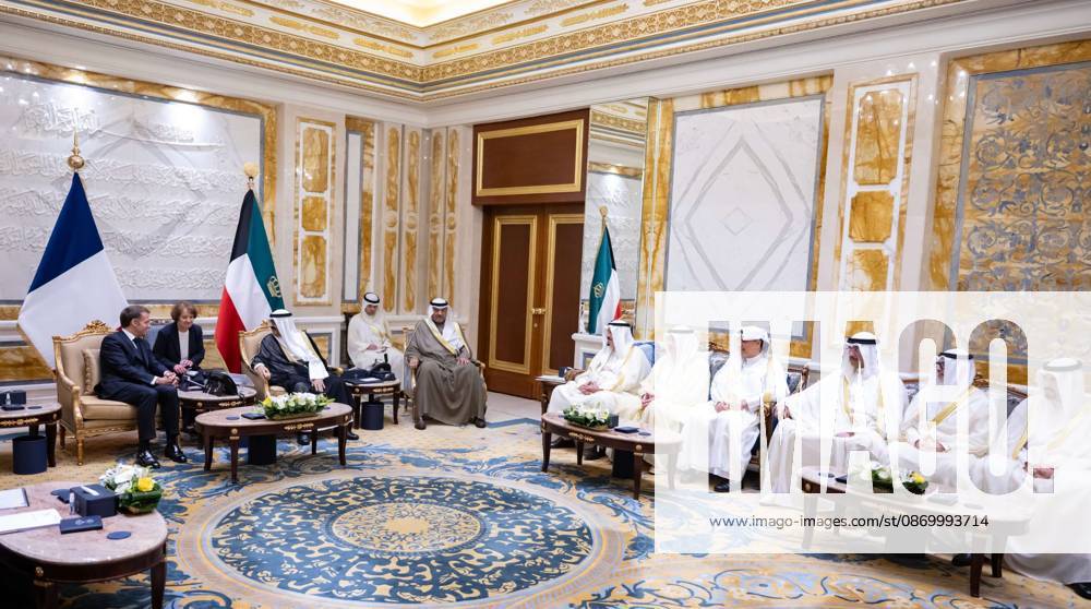 French President Emmanuel Macron in Kuwait KUWAIT CITY, KUWAIT - OCTOBER 19: (---- – MANDATORY CREDIT - AMIRI DIWAN OF THE STATE OF KUWAIT HANDOUT - NO MARKETING NO ADVERTISING CAMPAIGNS - DISTRIBUTED AS A SERVICE TO CLIENTS----) French President Emmanuel Macron meets with Emir of Kuwait Sheikh Meshal Al-Ahmad Al-Jaber Al-Sabah during an official visit in Kuwait City, Kuwait on October 19, 2026. Amiri Diwan of the State of Kuwait Anadolu Kuwait City Kuwait. Editorial use only. Please get in touch for any other usage.