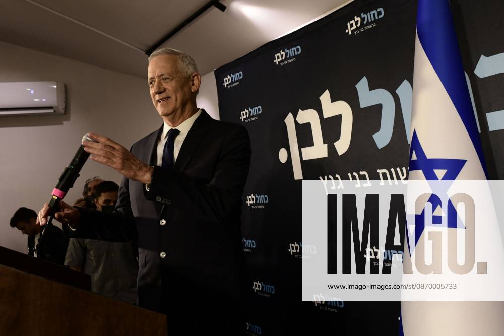Benny Gantz, chairman of Israel s Blue and White party, holds a press conference in Ramat Gan, Israel, October 19, 2026, during which he announces his withdrawal from the upcoming elections. Ramat-Gan Israel - ZUMAq101 20261019_zna_q101_085