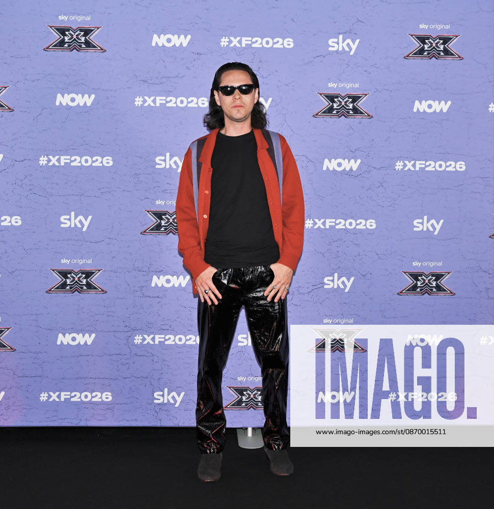 IPA89927900 - Milan, Italy: X Factor 2026 photocall featuring the 12 official contestants JAKE LA FURIA S TEAM In the photo: Alex Fontana (Alessandro Davide Fontana)