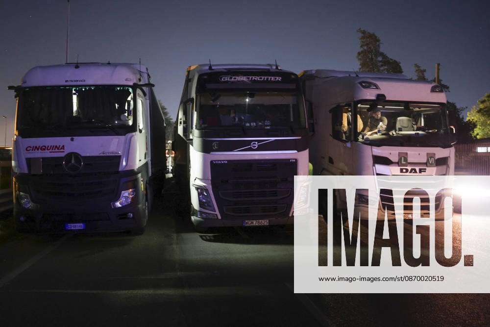 Truck Drivers Block A1 Motorway Over Rising Fuel Prices Lorry drivers block motorway junctions near Caserta Sud and Santa Maria Capua Vetere on the A1 Naples Milan motorway during a protest against rising diesel prices and increasing operating costs. The protest is part of a wider mobilization by hauliers and farmers across southern Italy, including Campania, Puglia, Calabria and Basilicata. Road blockades have disrupted transport and the distribution of goods, with shortages of some products reported in supermarkets in affected areas. Italian Deputy Prime Minister and Transport Minister Matteo Salvini has called for the blockades to be eased, while the government faces growing pressure to address the sectors rising costs. ABP12197