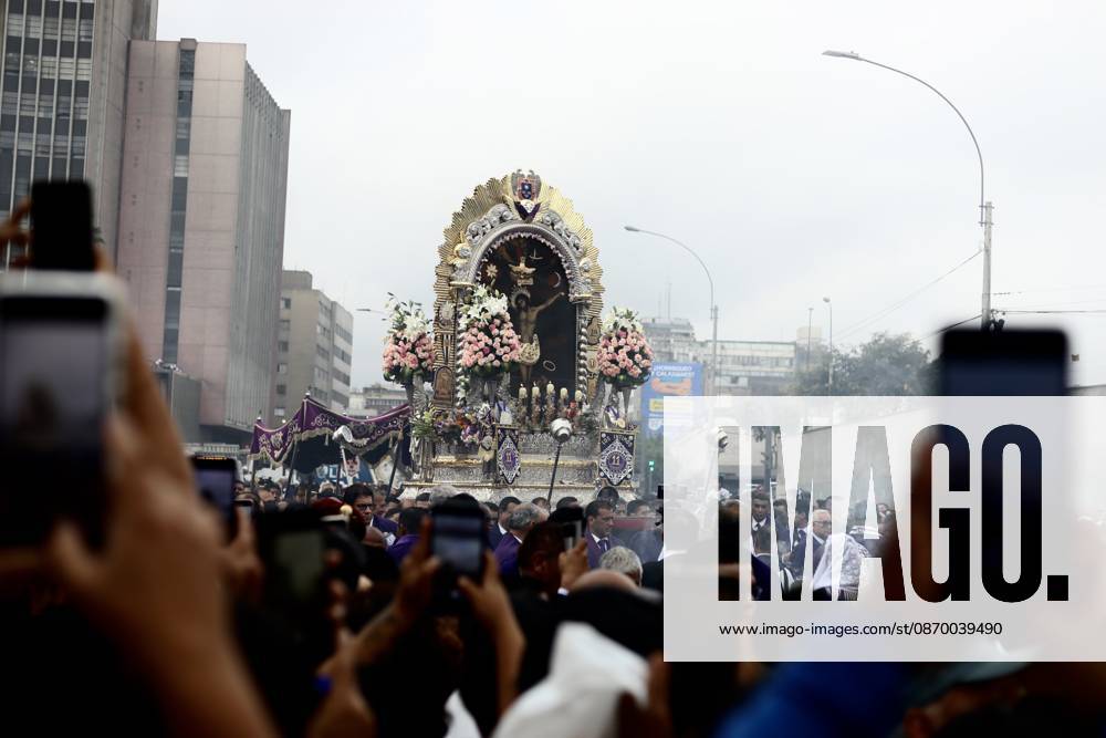 Thousands of devotees join Lord of Miracles procession in Lima LIMA, PERU - OCTOBER 19: Thousands of devotees accompany the third procession of the Lord of Miracles through the streets of downtown Lima, Peru, on October 19, 2026. Held every October, the processions draw thousands of faithful and are considered among the largest religious gatherings in Latin America. The procession includes a tribute in front of the Palace of Justice and passes through the streets of Lima’s Historic Center. Klebher Vasquez Anadolu Lima Peru. Editorial use only. Please get in touch for any other usage.