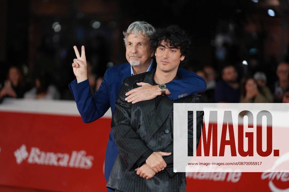 Peter Farrelly Anthony Ippolito At 21st Rome Film Fest Premiere - Rome Director Peter Farrelly and actor Anthony Ippolito pose on the red carpet during the premiere of the film I Play Rocky at the 21st Rome Film Fest in Rome, Italy on October 19, 2026. Photo by Andrea Bracaglia ABACAPRESS.COM Rome Italy Italy