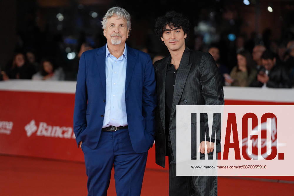 Peter Farrelly Anthony Ippolito At 21st Rome Film Fest Premiere - Rome Director Peter Farrelly and actor Anthony Ippolito pose on the red carpet during the premiere of the film I Play Rocky at the 21st Rome Film Fest in Rome, Italy on October 19, 2026. Photo by Andrea Bracaglia ABACAPRESS.COM Rome Italy Italy