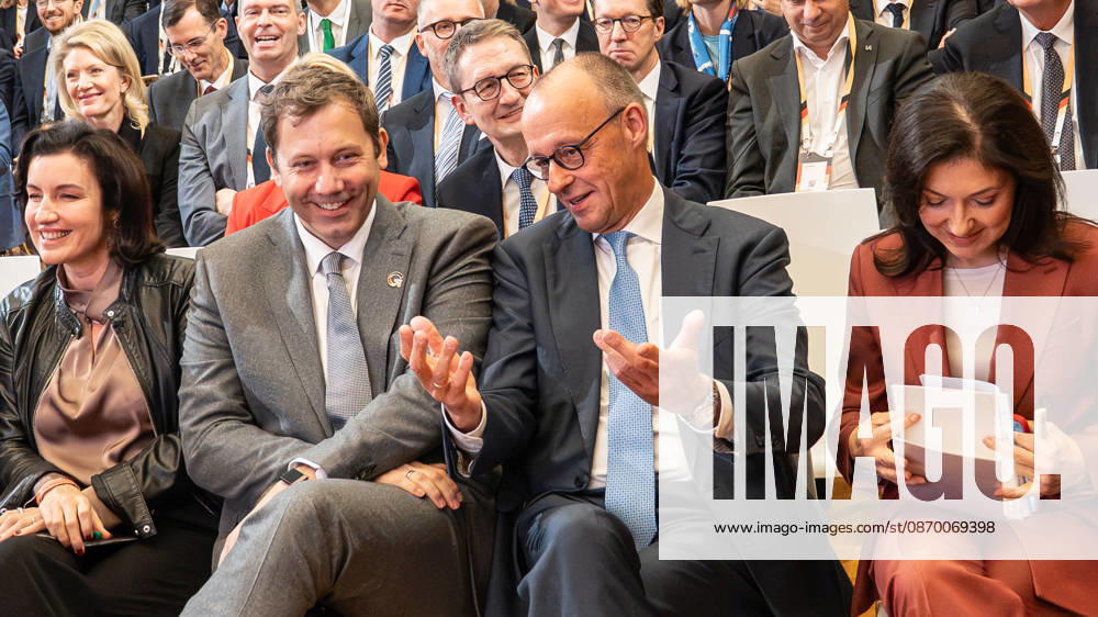 Dorothee Bär, Lars Klingbeil, Friedrich Merz, Katherina Reiche—the first row from the left in the former GDR State Council building—the German government is promoting international investment at the Invest in Germany Summit 2026 at the ESMT European School of Management and Technology in Berlin, Berlin, Germany; ESMT Berlin