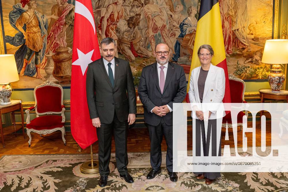 Turkey s Interior Minister Mustafa Ciftci; Minister of Interior Bernard Quintin and N-VA s Anneleen Van Bossuyt pose for the photographer at a meeting of several Federal Minister s with a Turkish delegation, Tuesday 20 October 2026, in Brussels. JONASxROOSENS 190376520