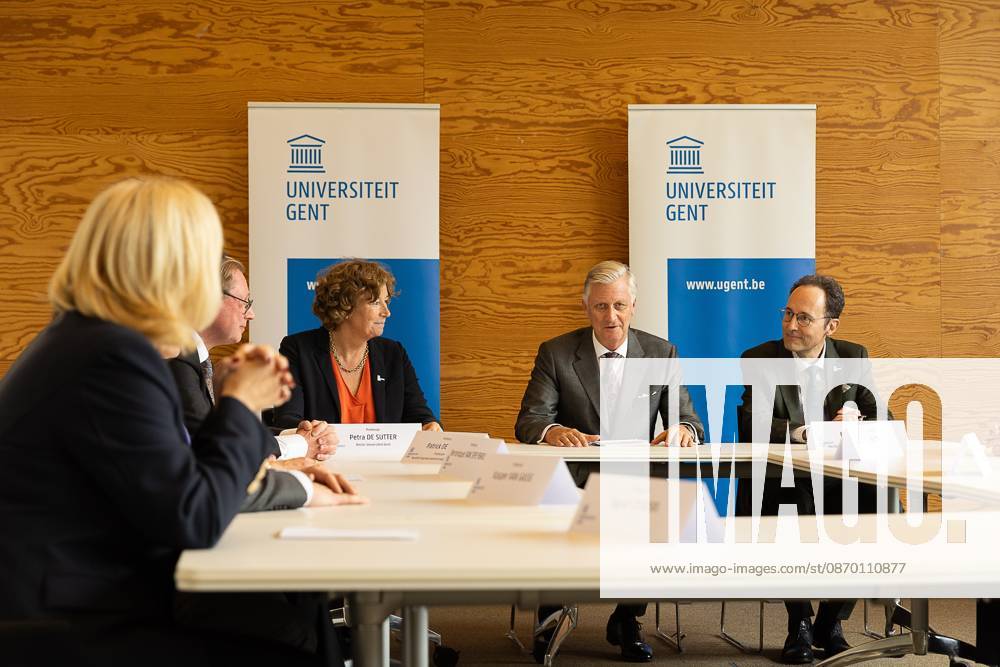 King Philippe - Filip of Belgium pictured during a visit to IGent, a research building at the UGent University where scientists and companies collaborate to develop innovative technologies, on Tuesday 20 October 2026, in Gent. JAMESxARTHURxGEKIERE 190398653