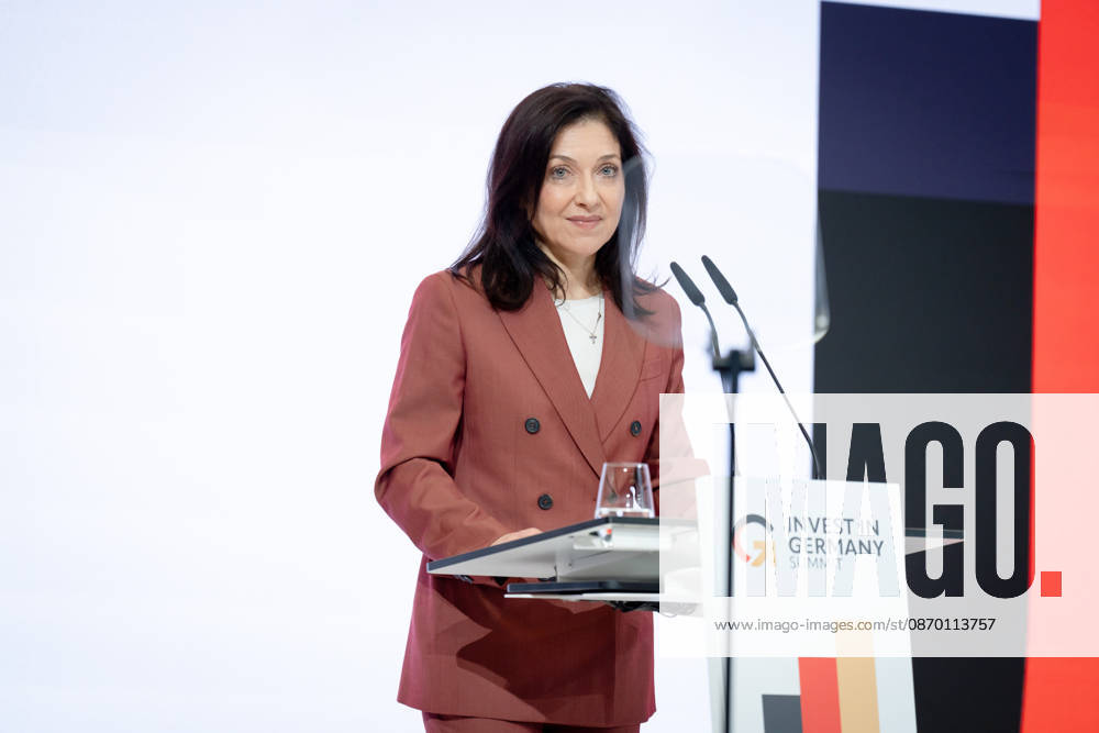 Invest in Germany Summit, Berlin, ESMT Invest in Germany Summit, Berlin, ESMT, Katherina Reiche, Federal Minister for Economic Affairs Berlin Berlin GER
