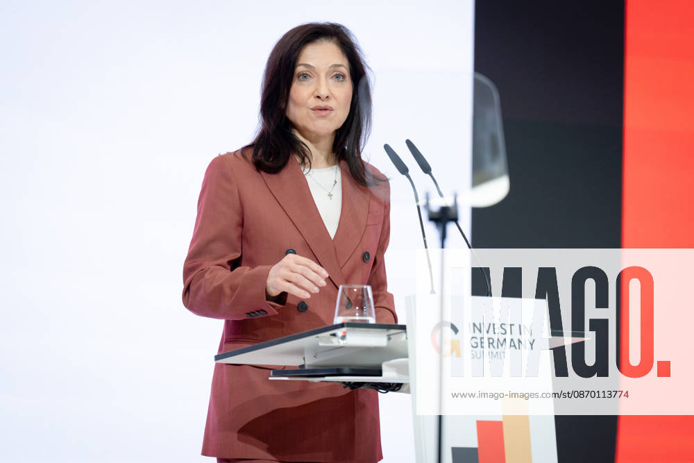 Invest in Germany Summit, Berlin, ESMT Invest in Germany Summit, Berlin, ESMT, Katherina Reiche, Federal Minister for Economic Affairs Berlin Berlin GER