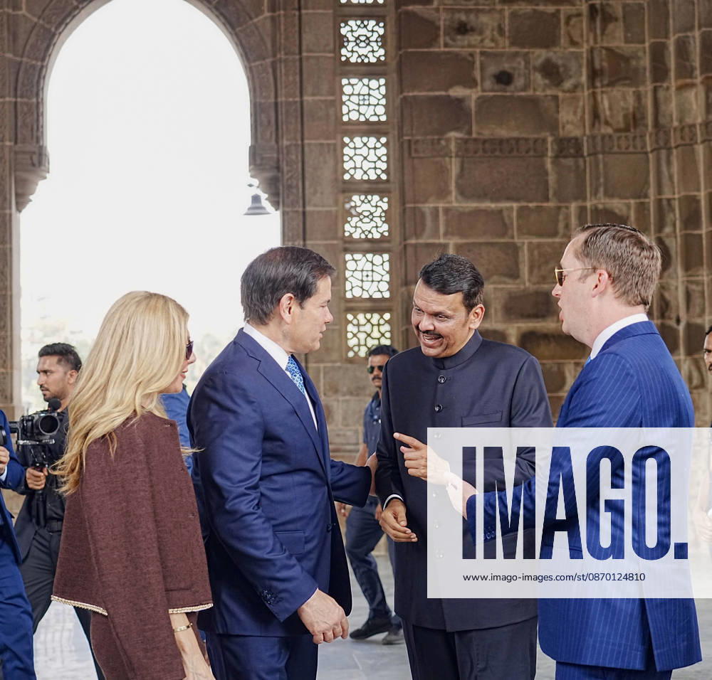 CM Devendra Fadnavis hosts Marco Rubio, his wife, Jeanette Dousdebes Rubio, and Sergio Gor at the Gateway of India Mumbai, Oct 20 (ANI): Maharashtra Chief Minister Devendra Fadnavis interacts with U.S. Secretary of State Marco Rubio, his wife, Jeanette Dousdebes Rubio and U.S. Ambassador to India Sergio Gor at the Gateway of India, in Mumbai on Tuesday. (@Dev_Fadnavis X ANI Photo) Mumbai Maharashtra India
