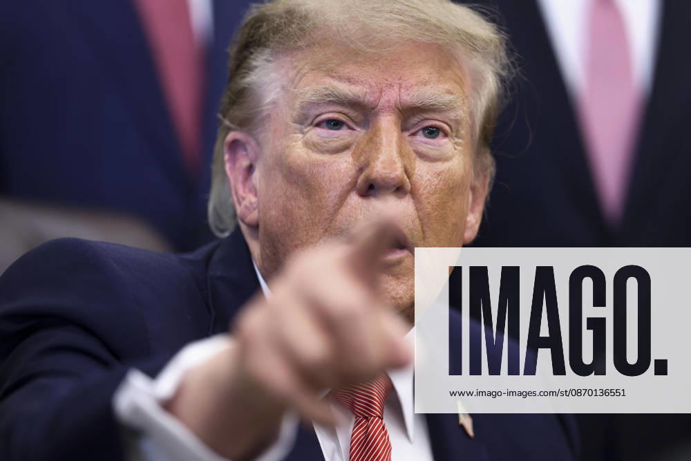 President Donald Trump responds to questions from reporters following his remarks about efforts to crack down on taxpayer fraud in the Oval Office of the White House in Washington, DC on Tuesday, October 20, 2026. WASP20261020139 JIMxLOxSCALZO