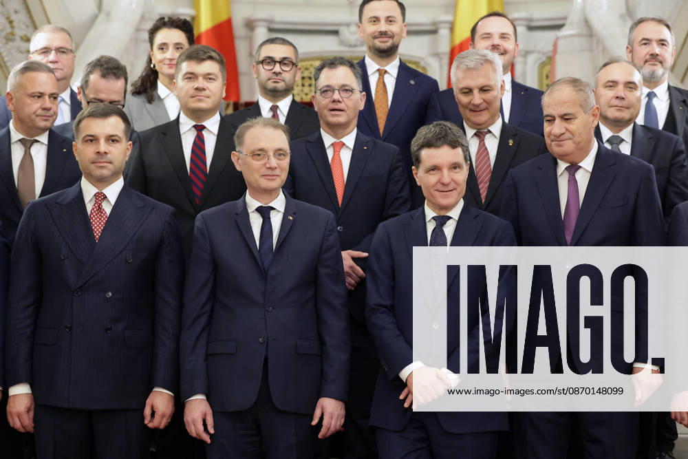 (261020) -- BUCHAREST, Oct. 20, 2026 -- Romania s new Prime Minister Luca Niculescu (2nd, L) and President Nicusor Dan (3rd, L) pose with members of the new government after a swearing ceremony at the Cotroceni Palace in Bucharest, Romania, on Oct. 20, 2026. Romania s new government led by Luca Niculescu took the oath of office before Romanian President Nicusor Dan at the Cotroceni Palace on Tuesday evening. (Photo by Xinhua) ROMANIA-BUCHAREST-NEW GOVERNMENT CristianxCristel