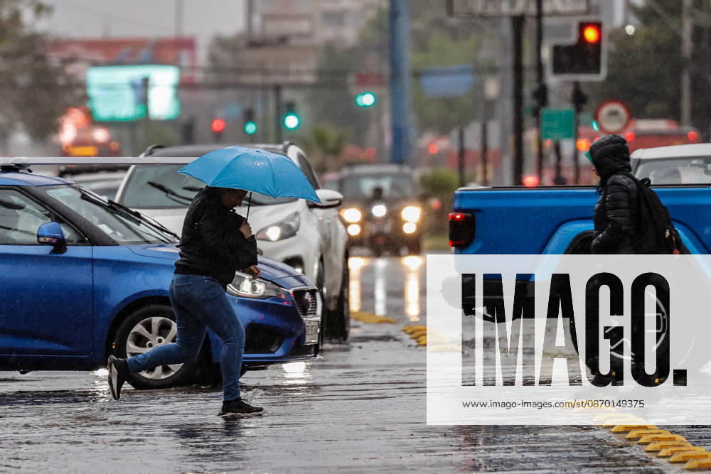 Santiago, October 20, 2026: Flooding on Gran Avenida causes waterlogging at the Departamental station on Line 2 of the Santiago Metro due to heavy rains. Diego Martin Aton Chile, Aton 1201179 jpeg