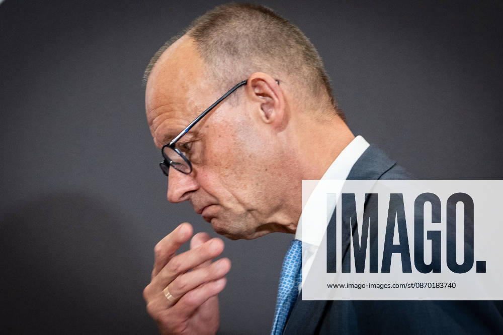 Chancellor Friedrich Merz delivering his closing remarks at the Invest in Germany Summit 2026 at the ESMT European School of Management and Technology in Berlin, Berlin, Germany; ESMT Berlin