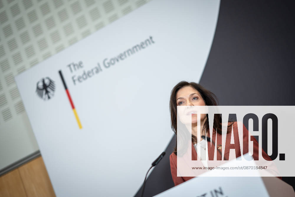 Katherina Reiche, Federal Minister of Economics, delivering the closing remarks at the Invest in Germany Summit 2026 at the ESMT European School of Management and Technology in Berlin, Berlin, Germany; ESMT Berlin