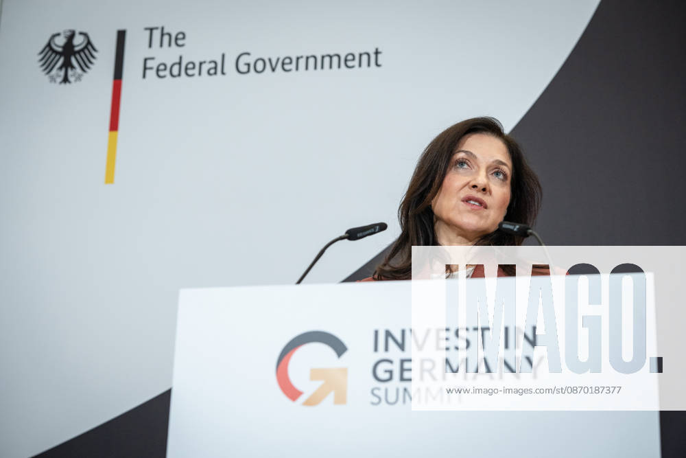 Katherina Reiche, Federal Minister of Economics, delivering the closing remarks at the Invest in Germany Summit 2026 at the ESMT European School of Management and Technology in Berlin, Berlin, Germany; ESMT Berlin