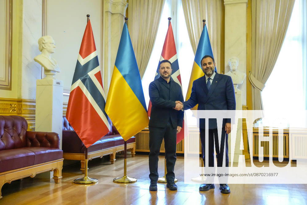 The President of Ukraine visits Norway, Oslo, October 21, 2026. Ukrainian President Volodymyr Zelenskyy visits the Storting, the Norwegian Parliament, where he meets with the Speaker of the Storting, Masud Gharahkhani, and the parliamentary leaders. Photo: Ole Berg Rusten, NTB POOL, Oslo, Norway. B3hscOIDQIU ED Ref BNC POLB3hscOIDQIU jpg