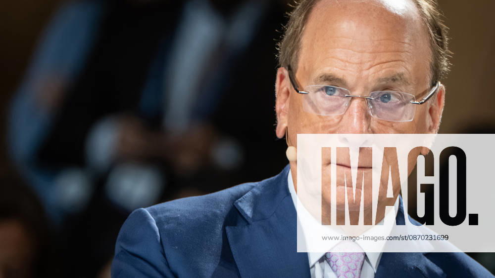 Larry Fink (Laurence Douglas Fink), CEO of BlackRock, speaks at the Berlin Global Dialogue in the former State Council building of the GDR. Berlin Global Dialogue 2026 (BGD 2026), theme: Advancing Alliances for a New Era, Berlin, Germany, ESMT