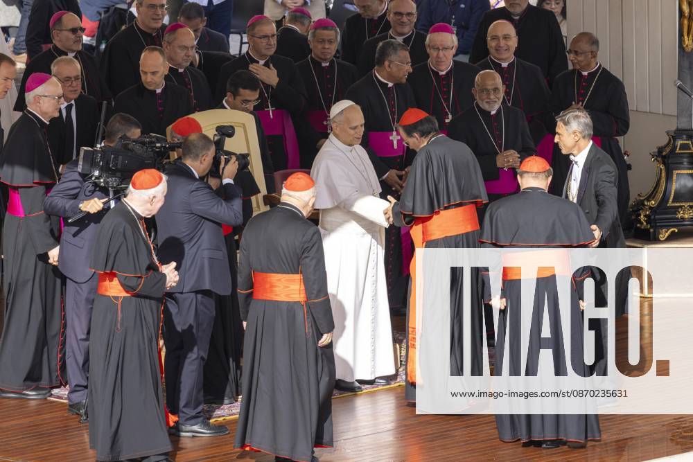 IPA89988249 - Italy, Rome, Vatican City, October 21, 2026: Pope Leo XIV during his weekly general audience in St. Peter s Square at the Vatican. Photo: Copyright Claudio Asquini Catholipressphoto