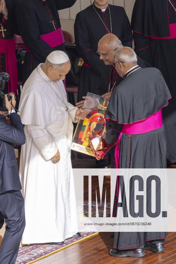 IPA89988254 - Italy, Rome, Vatican City, October 21, 2026: Pope Leo XIV during his weekly general audience in St. Peter s Square at the Vatican. Photo: Copyright Claudio Asquini Catholipressphoto