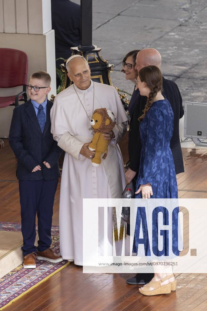 IPA89988256 - Italy, Rome, Vatican City, October 21, 2026: Pope Leo XIV during his weekly general audience in St. Peter s Square at the Vatican. Photo: Copyright Claudio Asquini Catholipressphoto