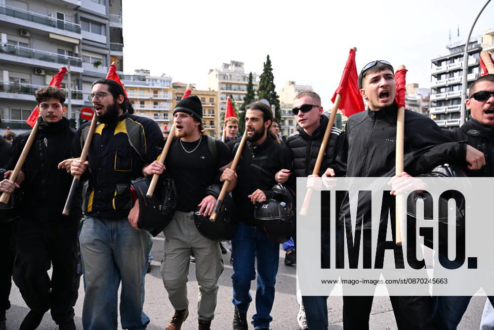 Students protest in Greece, calling for better education and government action to ease the burden of rising living costs. Thessaloniki Greece - ZUMAp191 20261021_zap_p191_029
