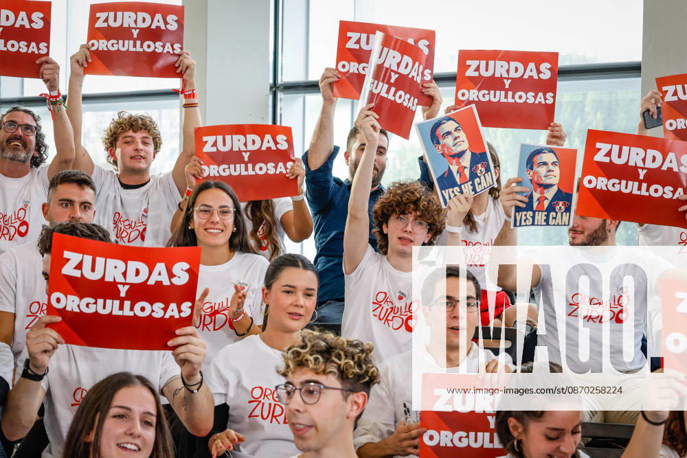 Sánchez Participates in a Pre-Campaign Event in Burgos. The public during a PSOE pre-campaign event at Fórum Evolución on October 21, 2026, in Burgos, Castile and León, Spain. This is Sánchez’s third visit to Castile and León since the elections were called, as the Socialist leader visited Ponferrada, León, last Sunday, October 11, for an event at La Térmica Cultural, and this Monday, the 19th, in Valladolid, he led a rally at the Cúpula del Milenio. October 21, 2026. Tomá, Burgos, Castile and León. Burgos, Castile and León, Spain